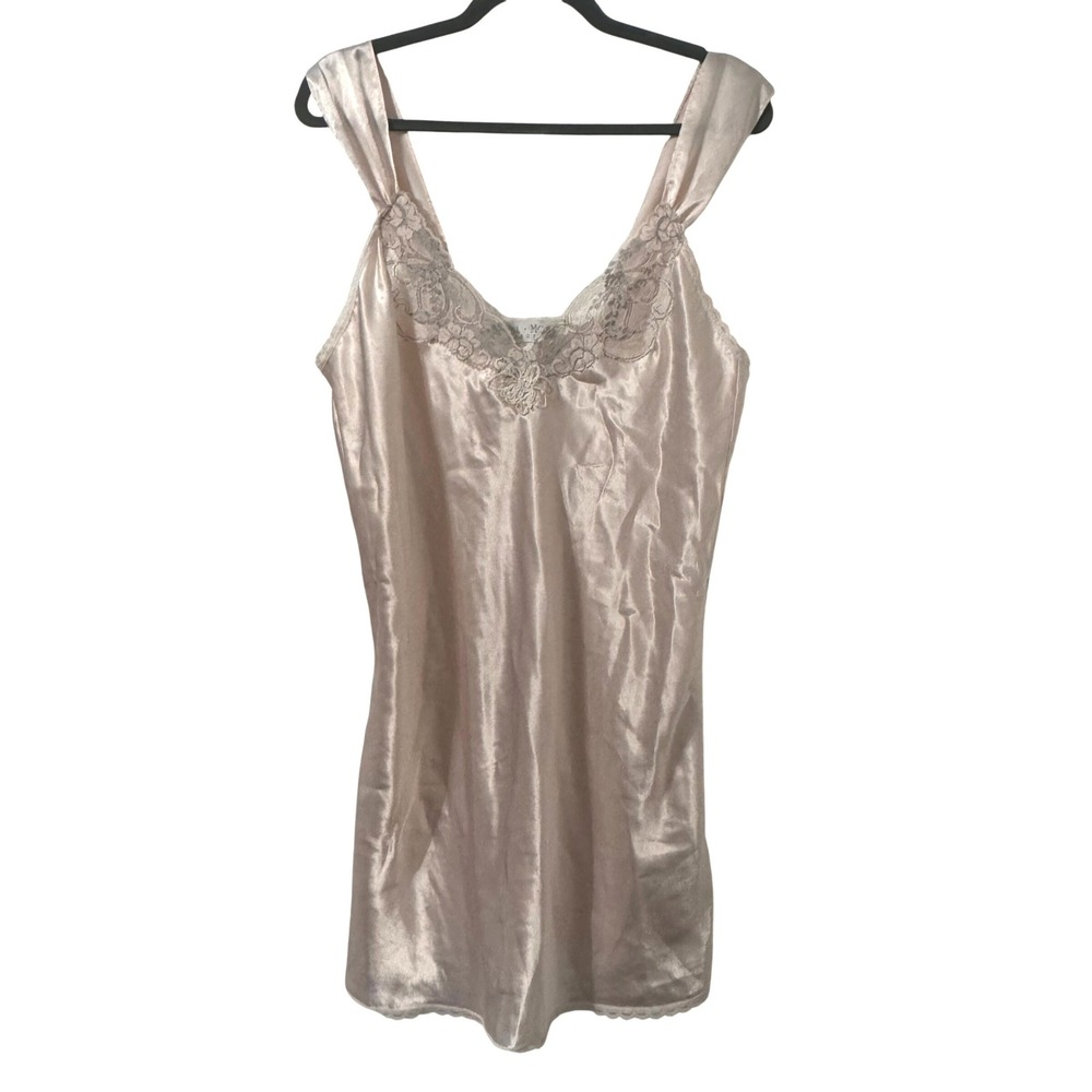 VTG Val Mode Lingerie Pink Satin Lace Trim Chemise Nightgown Large Coquette Soft